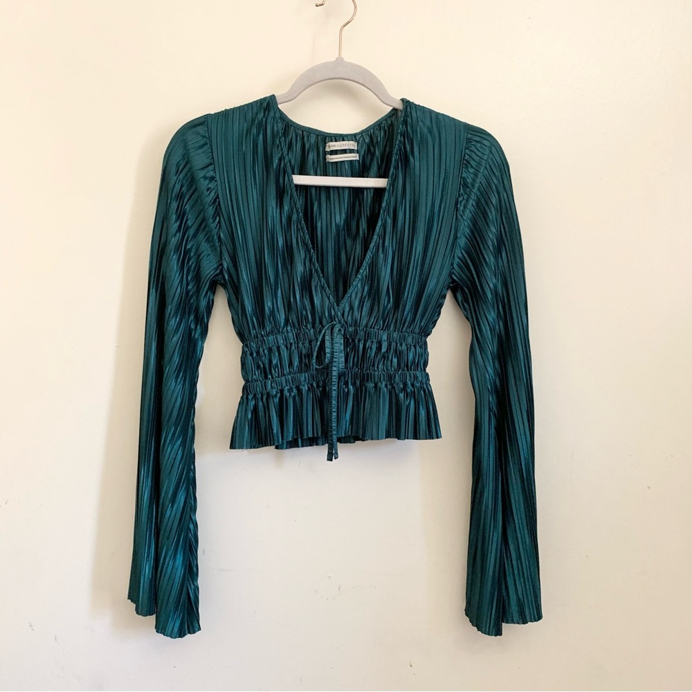 Urban Outfitters Emerald Green Butterfly Sleeves Crop Blouse US Small